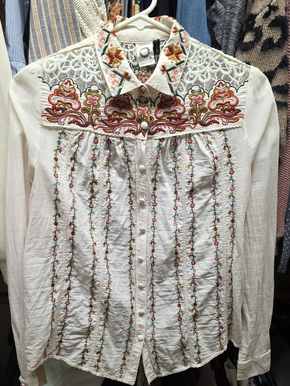 Anthropologie White Embroidered Button-Down Shirt with Multicolor Floral Accents